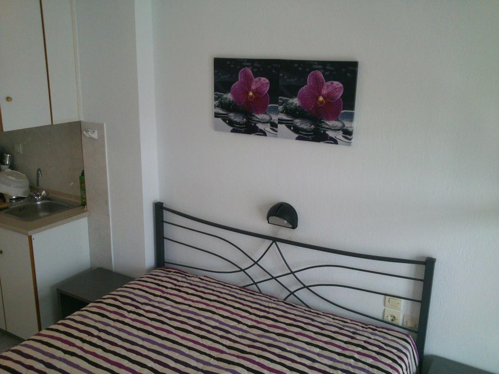 Vicky Rooms Παραλία Διονυσίου Δωμάτιο φωτογραφία