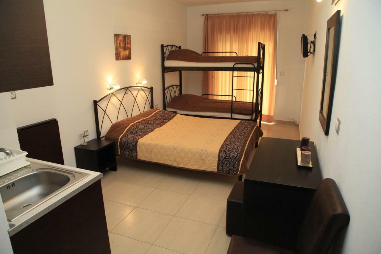 Vicky Rooms Παραλία Διονυσίου Εξωτερικό φωτογραφία