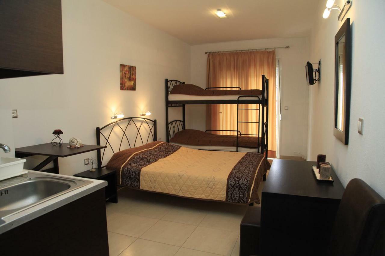 Vicky Rooms Παραλία Διονυσίου Εξωτερικό φωτογραφία