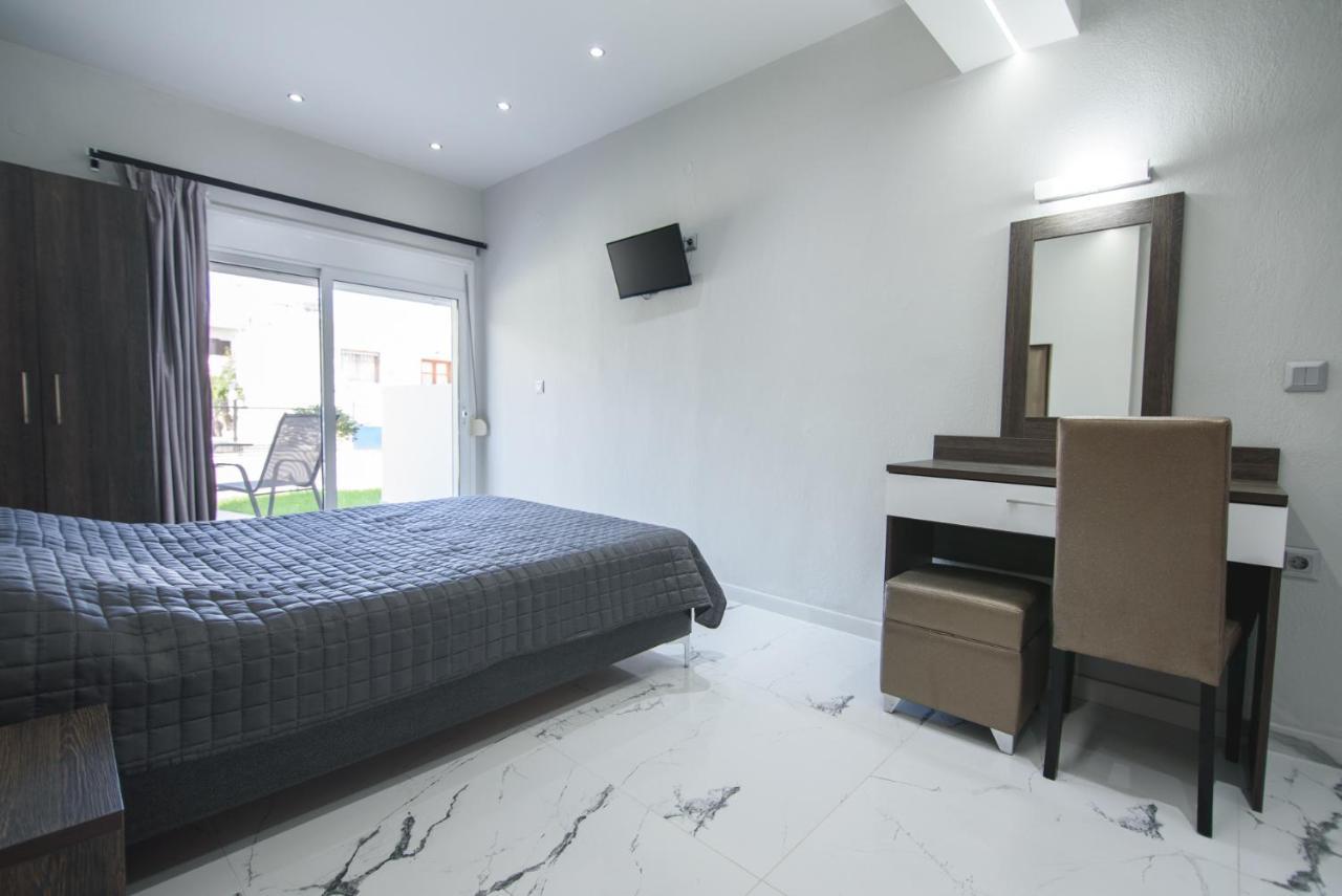 Vicky Rooms Παραλία Διονυσίου Εξωτερικό φωτογραφία